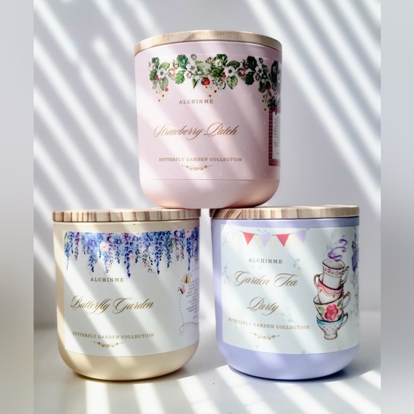 Strawberry patch candle - Picture 2 of 3